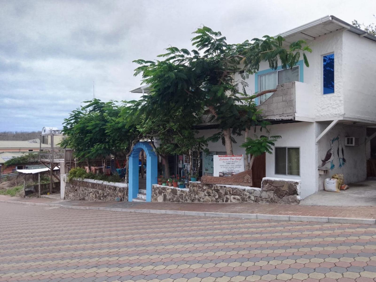 Hostal Cabanas Don Jorge Puerto Baquerizo Moreno Exterior photo